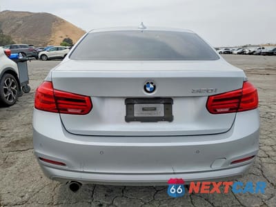 Zdjęcie 6 z 12 samochodu: 2016 BMW 320 I VIN:WBA8A9C58GK618643 - miniatura
