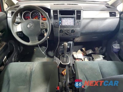 Zdjęcie 8 z 13 samochodu: 2010 NISSAN VERSA 1.8 S VIN:3N1BC1AP0AL372348 - miniatura