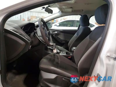 Zdjęcie 7 z 11 samochodu: 2013 FORD FOCUS SE VIN:1FADP3F2XDL231991 - miniatura