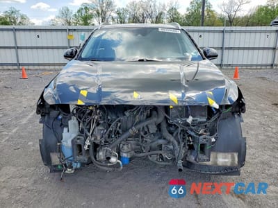 Piąte zdjęcie samochodu w środku: 2019 HYUNDAI SANTA FE SEL PLUS 2.4L VIN:5NMS33AD2KH131744 - miniatura