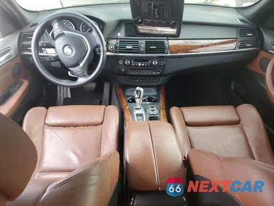 Zdjęcie 8 z 13 samochodu: 2013 BMW X5 XDRIVE35I VIN:5UXZV4C57D0E14939 - miniatura
