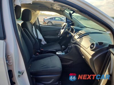 Zdjęcie 7 z 12 samochodu: 2015 CHEVROLET TRAX LS VIN:KL7CJKSB6FB181149 - miniatura