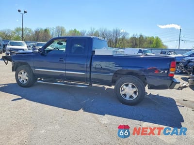 Drugie zdjęcie samochodu z przodu: 2005 GMC NEW SIERRA K1500 VIN:1GTEK19B35E198626 - miniatura