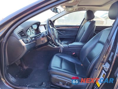 Zdjęcie 7 z 12 samochodu: 2016 BMW 528 XI VIN:WBA5A7C51GG151172 - miniatura