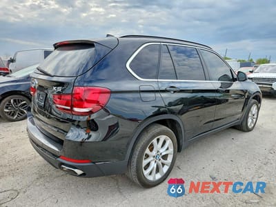 Trzecie zdjęcie samochodu z tyłu: 2016 BMW X5 XDR40E VIN:5UXKT0C54G0S75435 - miniatura