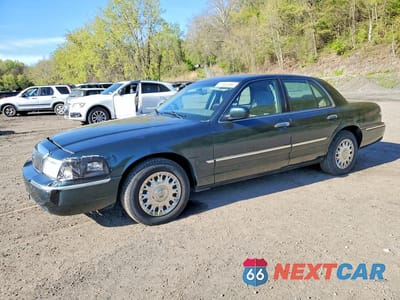 2003 MERCURY GRAND MARQUIS GS 2MEFM74W03X627226 - główne zdjęcie licytacji z USA - miniatura