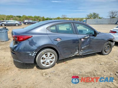 Trzecie zdjęcie samochodu z tyłu: 2015 MAZDA 3 SPORT VIN:3MZBM1U73FM235814 - miniatura