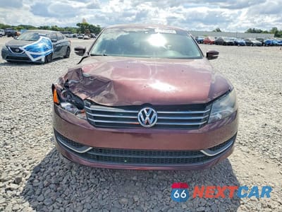 Piąte zdjęcie samochodu w środku: 2014 VOLKSWAGEN PASSAT S VIN:1VWAH7A34EC016722 - miniatura