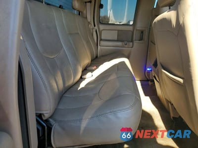 Zdjęcie 10 z 13 samochodu: 2004 GMC NEW SIERRA C1500 VIN:1GTEC19T84Z295141 - miniatura