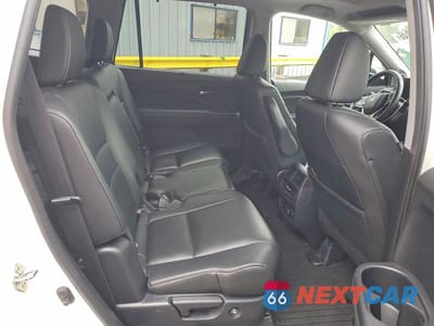 Zdjęcie 10 z 12 samochodu: 2019 HONDA PILOT TOURING VIN:5FNYF6H98KB080580 - miniatura