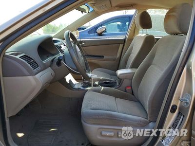 Zdjęcie 7 z 12 samochodu: 2005 TOYOTA CAMRY LE VIN:4T1BE32K15U522416 - miniatura