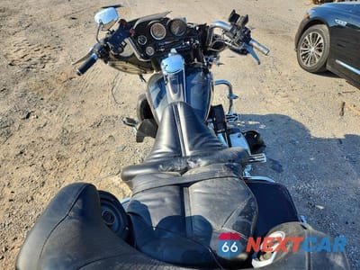 Zdjęcie 6 z 9 samochodu: 2006 HARLEY-DAVIDSON FLHTCUI VIN:1HD1FCW126Y691948 - miniatura