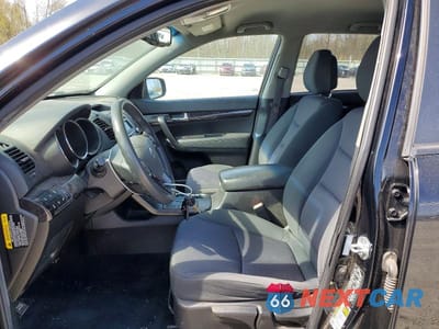 Zdjęcie 7 z 13 samochodu: 2011 KIA SORENTO LX VIN:5XYKTDA19BG058894 - miniatura