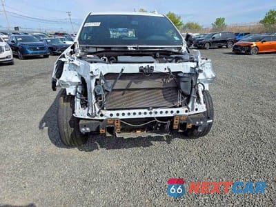 Piąte zdjęcie samochodu w środku: 2022 CHEVROLET TAHOE K1500 VIN:1GNSKLED8NR304848 - miniatura