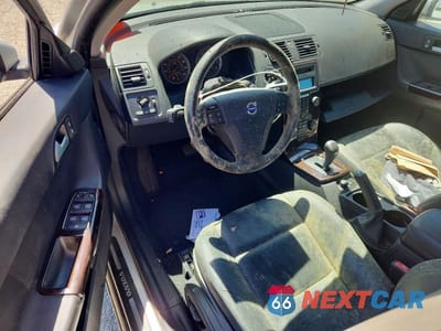 Zdjęcie 8 z 12 samochodu: 2006 VOLV S40 2.4I VIN:YV1MS390062210430 - miniatura