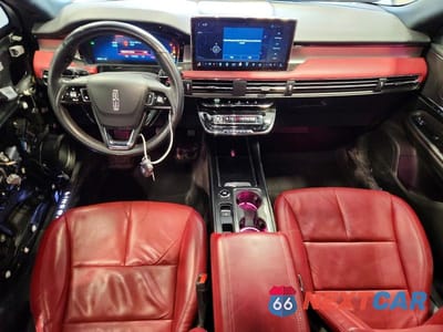 Zdjęcie 8 z 13 samochodu: 2024 LINCOLN CORSAIR GRAND TOURING VIN:5LMTJ5DZ5RUL20395 - miniatura