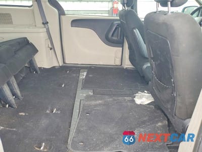 Zdjęcie 11 z 13 samochodu: 2015 DODGE GRAND CARAVAN SE VIN:2C4RDGBG5FR623918 - miniatura
