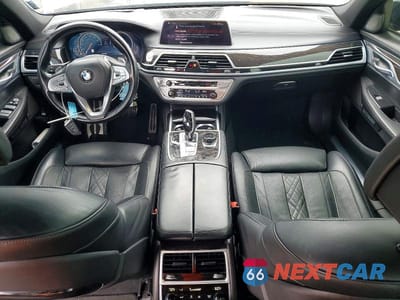 Zdjęcie 8 z 12 samochodu: 2018 BMW 750 I VIN:WBA7F0C5XJGM24179 - miniatura