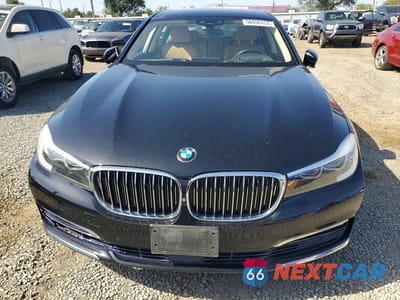 Piąte zdjęcie samochodu w środku: 2016 BMW 7 SERIES VIN:WBA7E2C5XGG547536 - miniatura