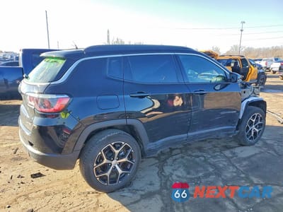 Trzecie zdjęcie samochodu z tyłu: 2024 JEEP COMPASS LIMITED VIN:3C4NJDCN4RT151540 - miniatura