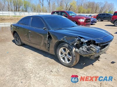 Czwarte zdjęcie samochodu z boku: 2019 DODGE CHARGER SXT VIN:2C3CDXBG0KH658523 - miniatura