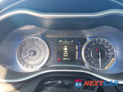 Zdjęcie 9 z 12 samochodu: 2015 CHRYSLER 200 LIMITED VIN:1C3CCCAB6FN573751 - miniatura