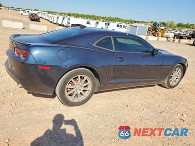 Trzecie zdjęcie samochodu z tyłu: 2013 CHEVROLET CAMARO LS VIN:2G1FA1E31D9209641 - miniatura