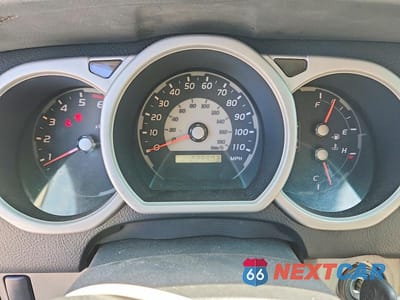 Zdjęcie 9 z 12 samochodu: 2004 TOYOTA 4RUNNER SR5 VIN:JTEZU14R848014306 - miniatura