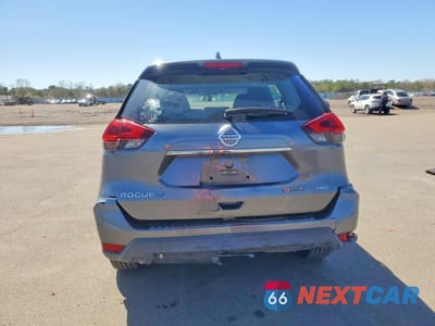 Zdjęcie 6 z 14 samochodu: 2018 NISSAN ROGUE S VIN:KNMAT2MV4JP585428 - miniatura