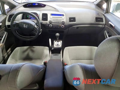 Zdjęcie 8 z 12 samochodu: 2007 HONDA CIVIC LX VIN:1HGFA16587L043656 - miniatura