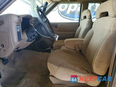 Zdjęcie 7 z 12 samochodu: 1997 CHEVROLET S TRUCK S10 VIN:1GCDT19X0V8206698 - miniatura