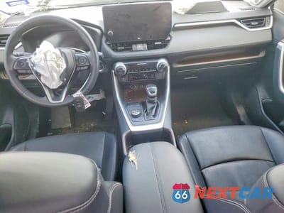 Zdjęcie 8 z 12 samochodu: 2023 TOYOTA RAV4 HYBRID LIMITED VIN:JTMD6RFV7PD094775 - miniatura
