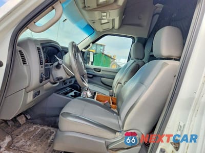 Zdjęcie 7 z 13 samochodu: 2014 NISSAN NV 2500 HD S VIN:1N6AF0LX1EN101227 - miniatura