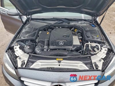 Zdjęcie 11 z 12 samochodu: 2017 MERCEDES-BENZ C 300 4MATIC VIN:55SWF4KB2HU196100 - miniatura