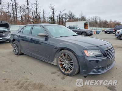 Czwarte zdjęcie samochodu z boku: 2013 CHRYSLER 300C VARVATOS VIN:2C3CCADT3DH732224 - miniatura