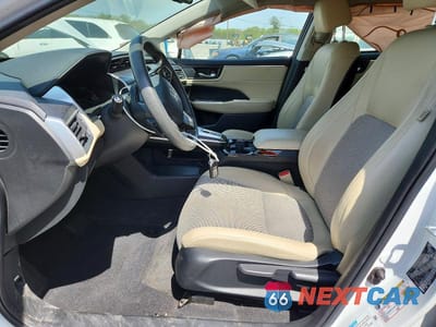 Zdjęcie 7 z 12 samochodu: 2018 HONDA CLARITY VIN:JHMZC5F12JC020177 - miniatura
