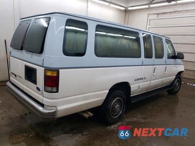Trzecie zdjęcie samochodu z tyłu: 1992 FORD ECONOLINE E350 SUPER DUTY VIN:1FBJS31H6NHA76100 - miniatura