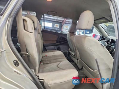 Zdjęcie 11 z 13 samochodu: 2010 TOYOTA RAV4 BASE VIN:2T3BK4DV5AW014747 - miniatura