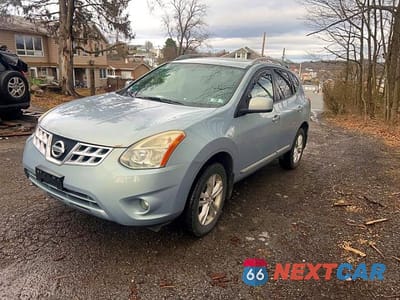 Drugie zdjęcie samochodu z przodu: 2013 NISSAN ROGUE S VIN:JN8AS5MV0DW147332 - miniatura