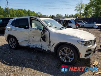 Czwarte zdjęcie samochodu z boku: 2020 BMW X3 XDRIVE30I VIN:5UXTY5C00L9C87808 - miniatura