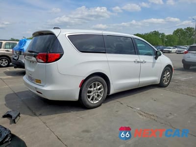 Trzecie zdjęcie samochodu z tyłu: 2022 CHRYSLER VOYAGER LX VIN:2C4RC1CG1NR120867 - miniatura