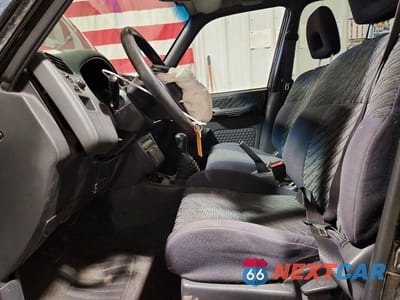 Zdjęcie 7 z 13 samochodu: 2000 TOYOTA RAV4 BASE VIN:JT3HP10V6Y7169270 - miniatura
