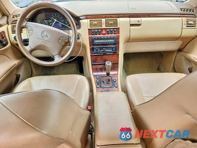 Zdjęcie 8 z 12 samochodu: 2000 MERCEDES-BENZ E 320 4MATIC VIN:WDBJF82J3YX039044 - miniatura