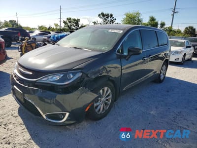 2019 CHRYSLER PACIFICA TOURING PLUS 2C4RC1FG3KR734147 - główne zdjęcie licytacji z USA - miniatura