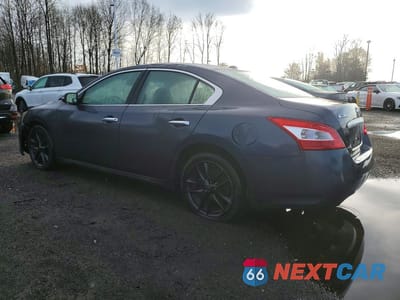 Drugie zdjęcie samochodu z przodu: 2010 NISSAN MAXIMA 3.5 S VIN:1N4AA5AP1AC857508 - miniatura
