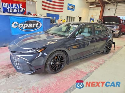 2025 TOYOTA CAMRY SE 4T1DAACK2SU632703 - główne zdjęcie licytacji z USA - miniatura