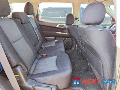 Zdjęcie 11 z 13 samochodu: 2017 NISSAN PATHFINDER SV VIN:5N1DR2MN8HC629858 - miniatura