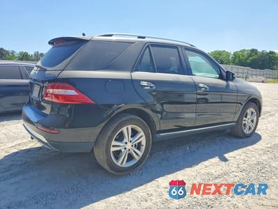 Trzecie zdjęcie samochodu z tyłu: 2013 MERCEDES-BENZ ML 350 BLUETEC VIN:4JGDA2EB1DA207013 - miniatura