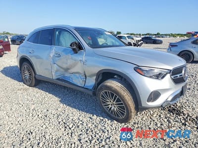 Czwarte zdjęcie samochodu z boku: 2023 MERCEDES-BENZ GLC 300 4MATIC VIN:W1NKM4HB0PF052318 - miniatura