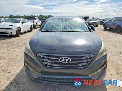 Piąte zdjęcie samochodu w środku: 2016 HYUNDAI SONATA SPORT VIN:5NPE34AF5GH262357 - miniatura